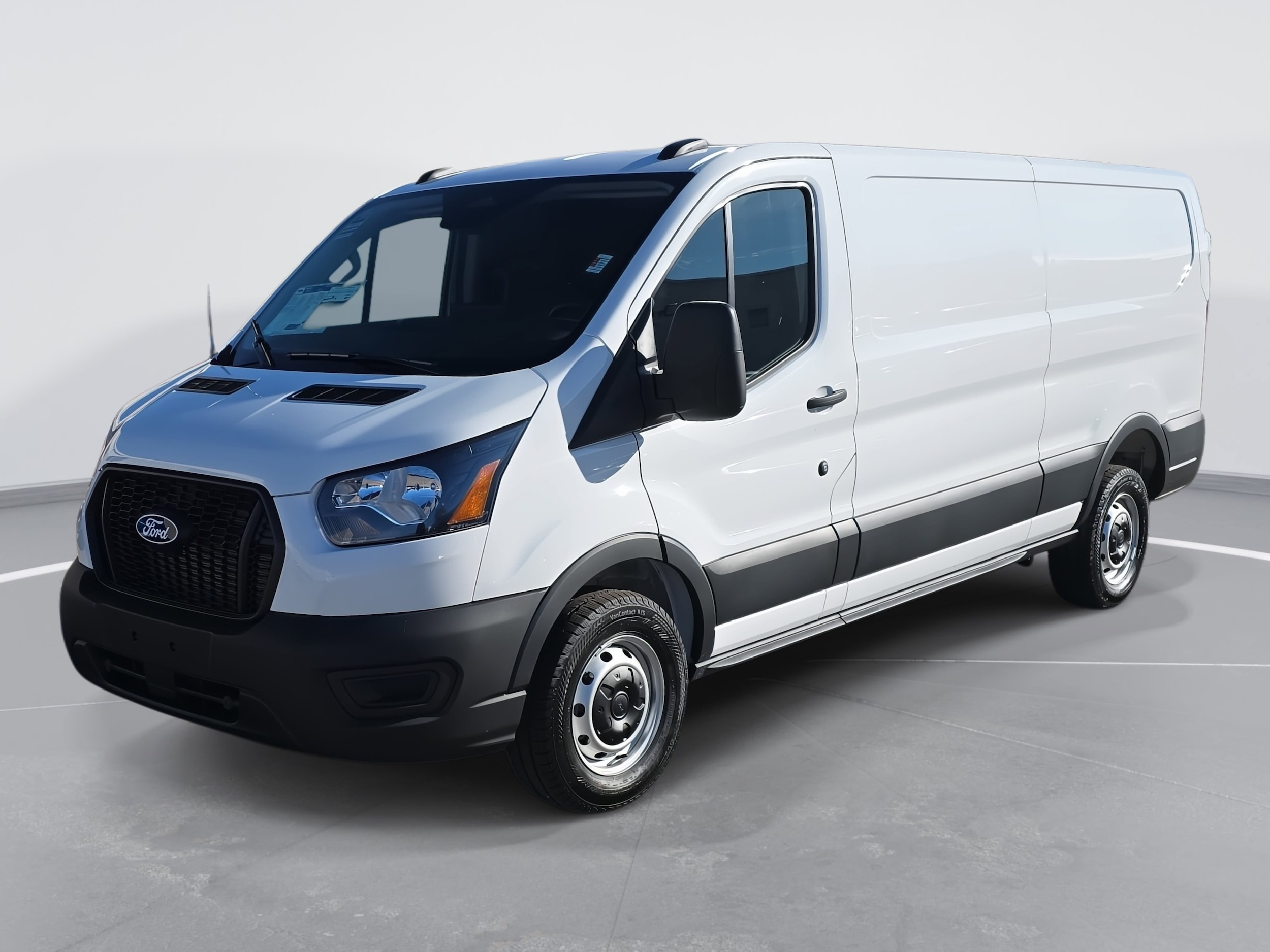 2026 Ford Transit Van Base's photo