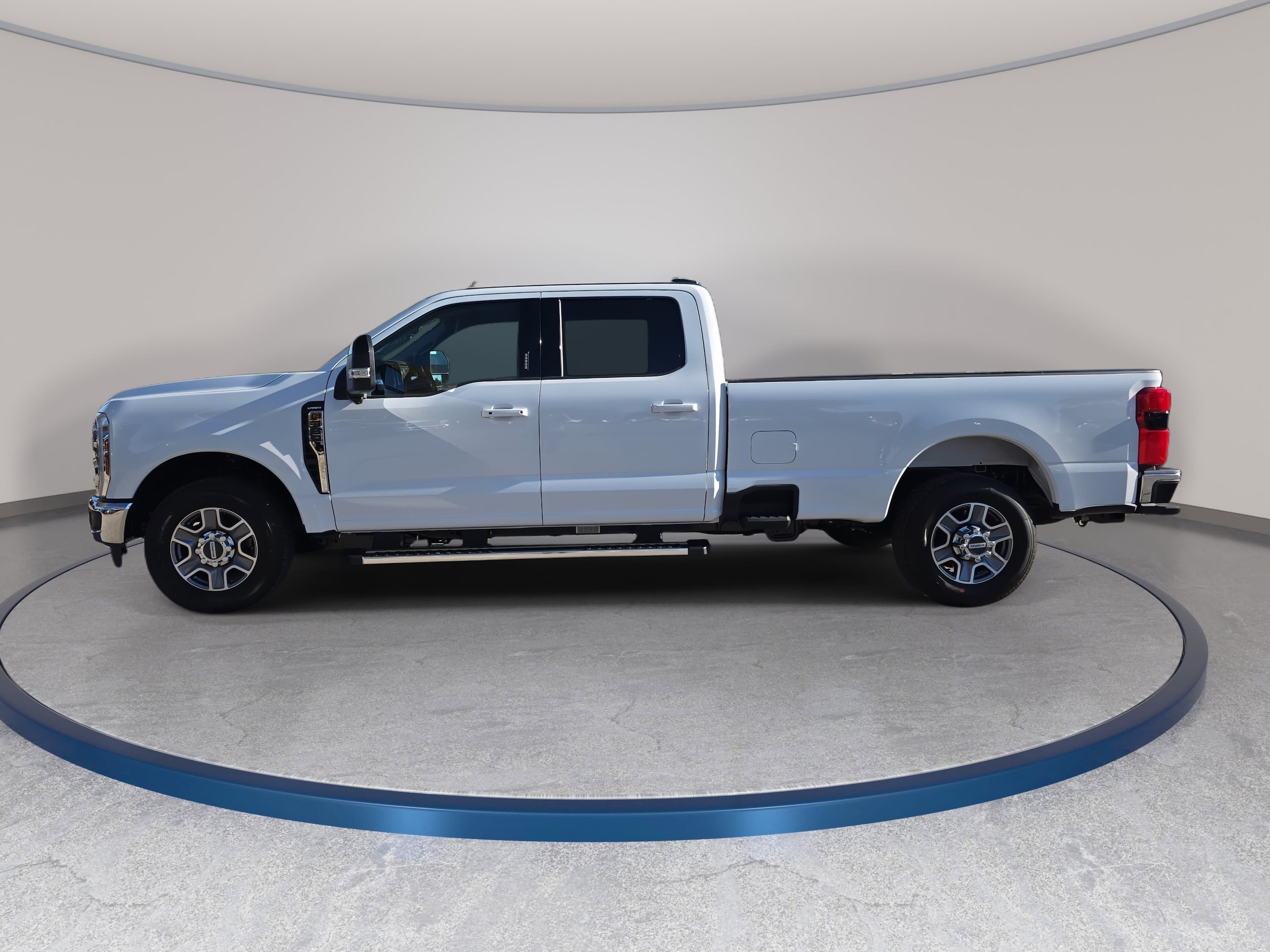 2026 Ford F-350 Super Duty Lariat - Photo 8