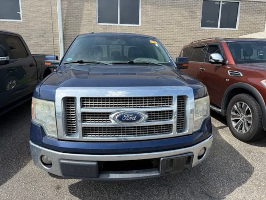 Used 2011 Ford F-150 XLT Truck SuperCrew Cab