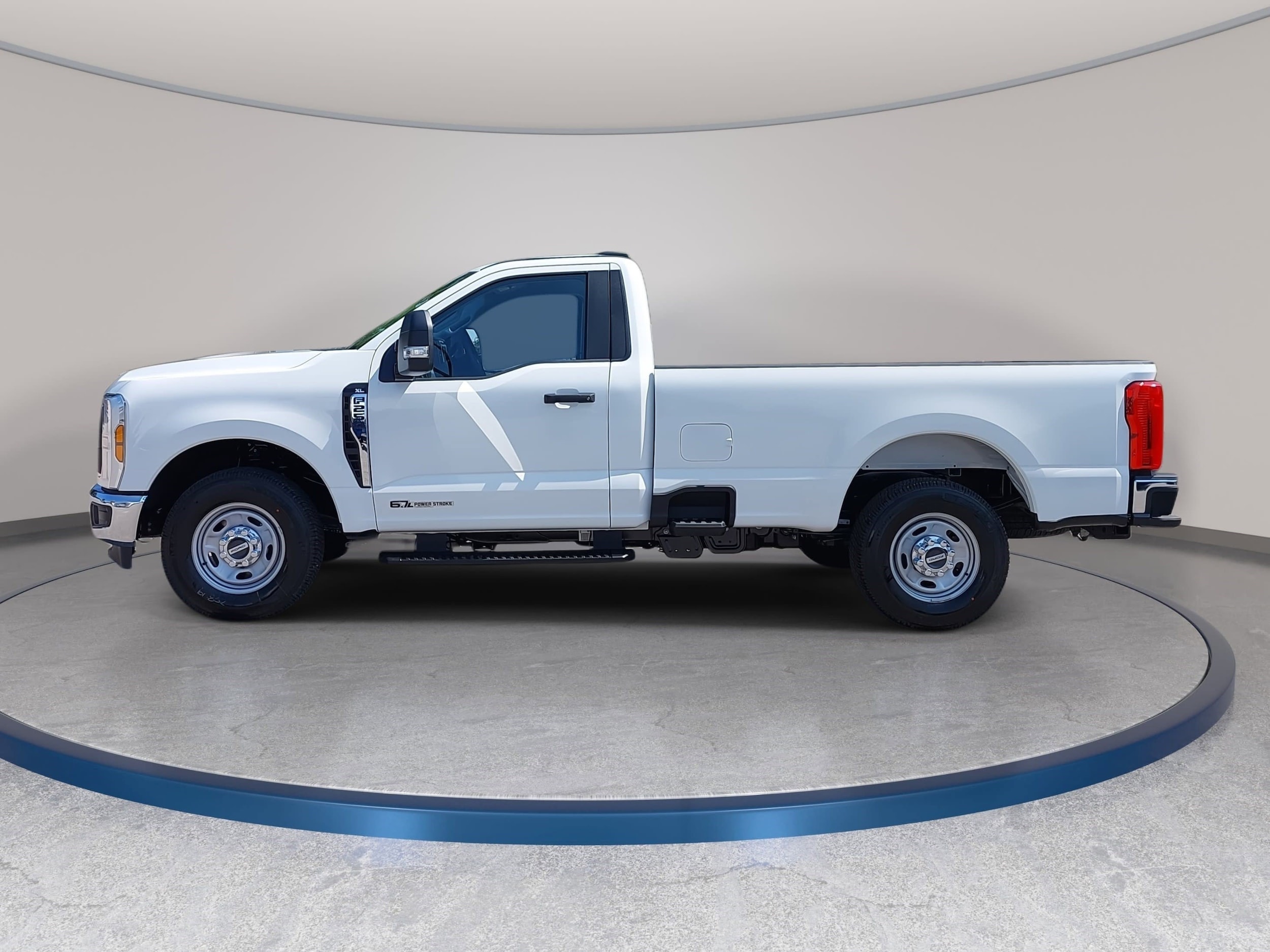 2025 Ford F-250 Super Duty XL - Photo 8