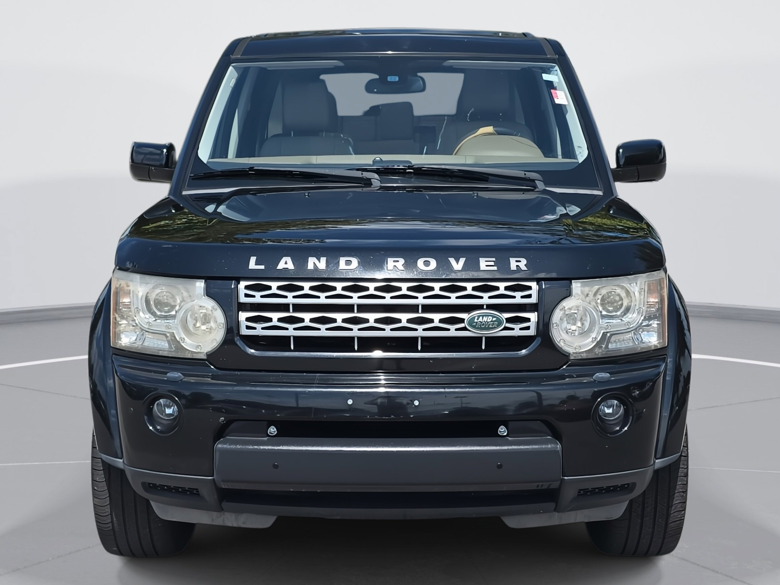 2011 Land Rover LR4 HSE LUX photo 2