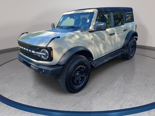 2026 Ford Bronco Outer Banks Outer Banks  4x4