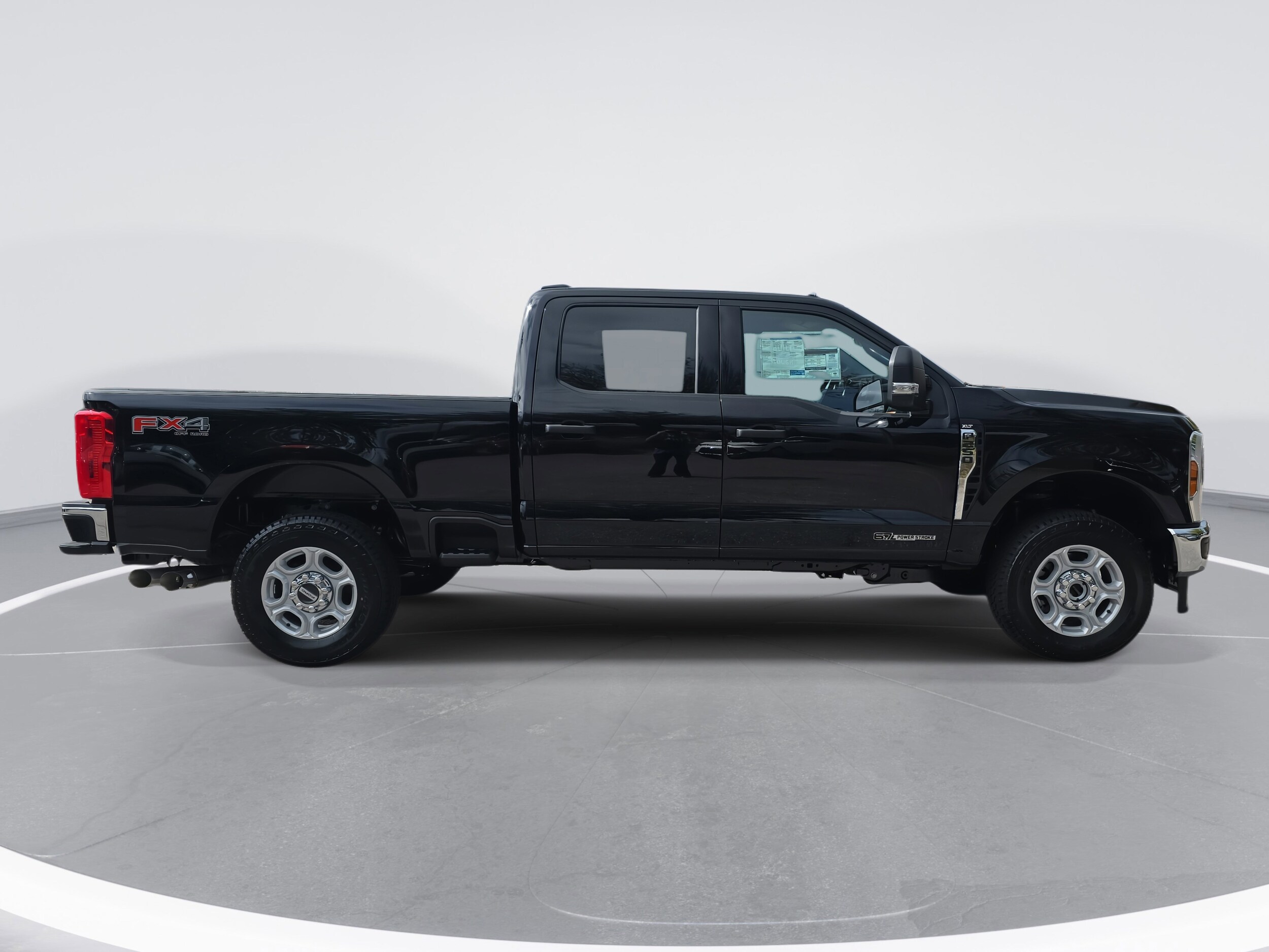 2026 Ford F-250 XLT photo 3