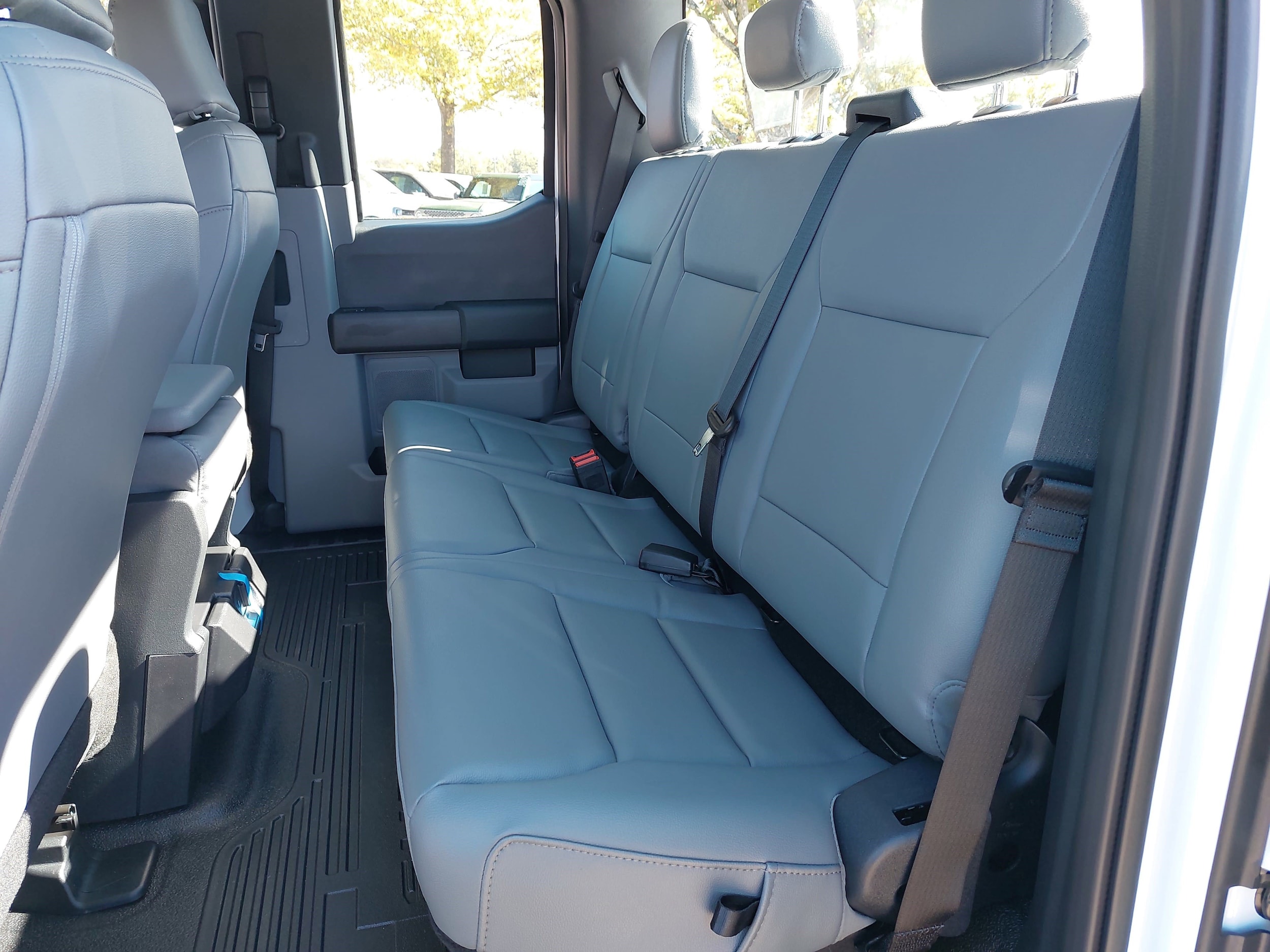 2026 Ford F-350 Super Duty XL - Photo 14
