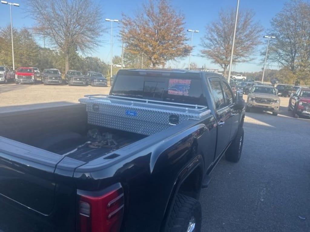 Used 2024 GMC Sierra 2500 HD Denali Truck Crew Cab