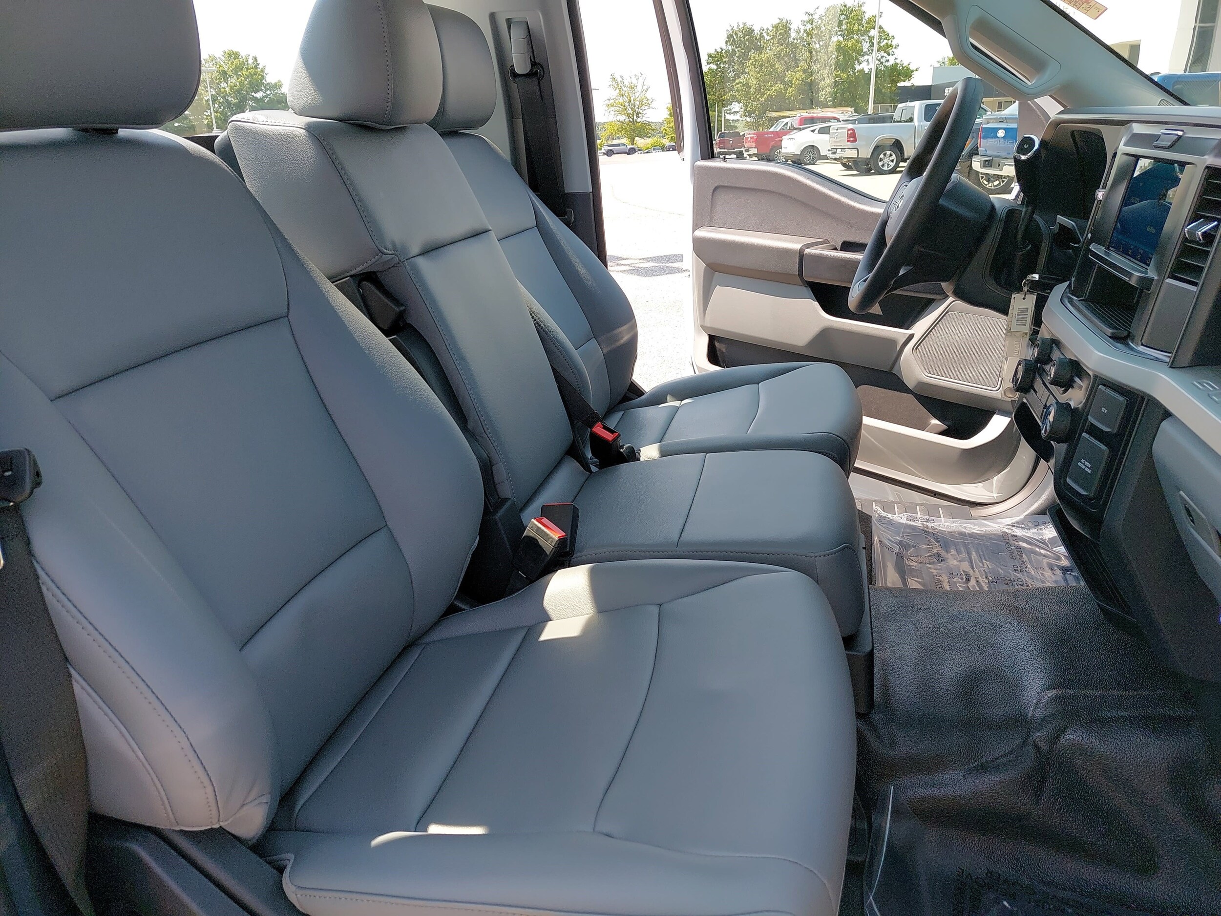 2025 Ford F-250 Super Duty XL - Photo 10