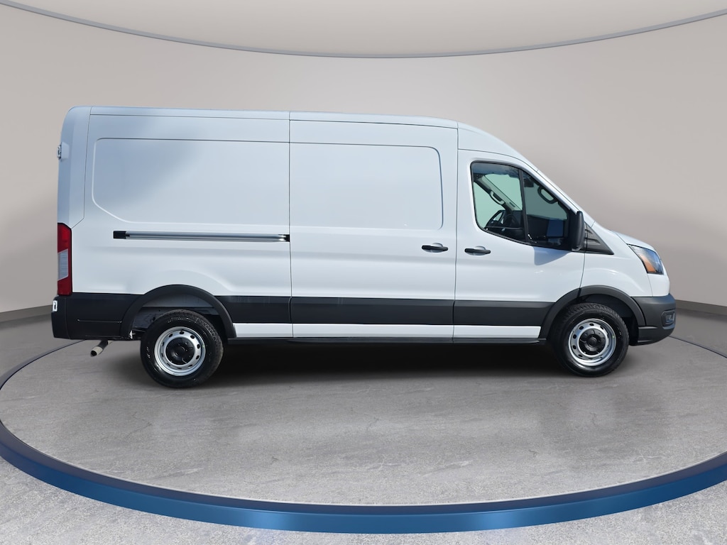 New 2026 Ford Transit Cargo Van Cargo Van T-250 148 Med Rf 9150 GVWR RWD