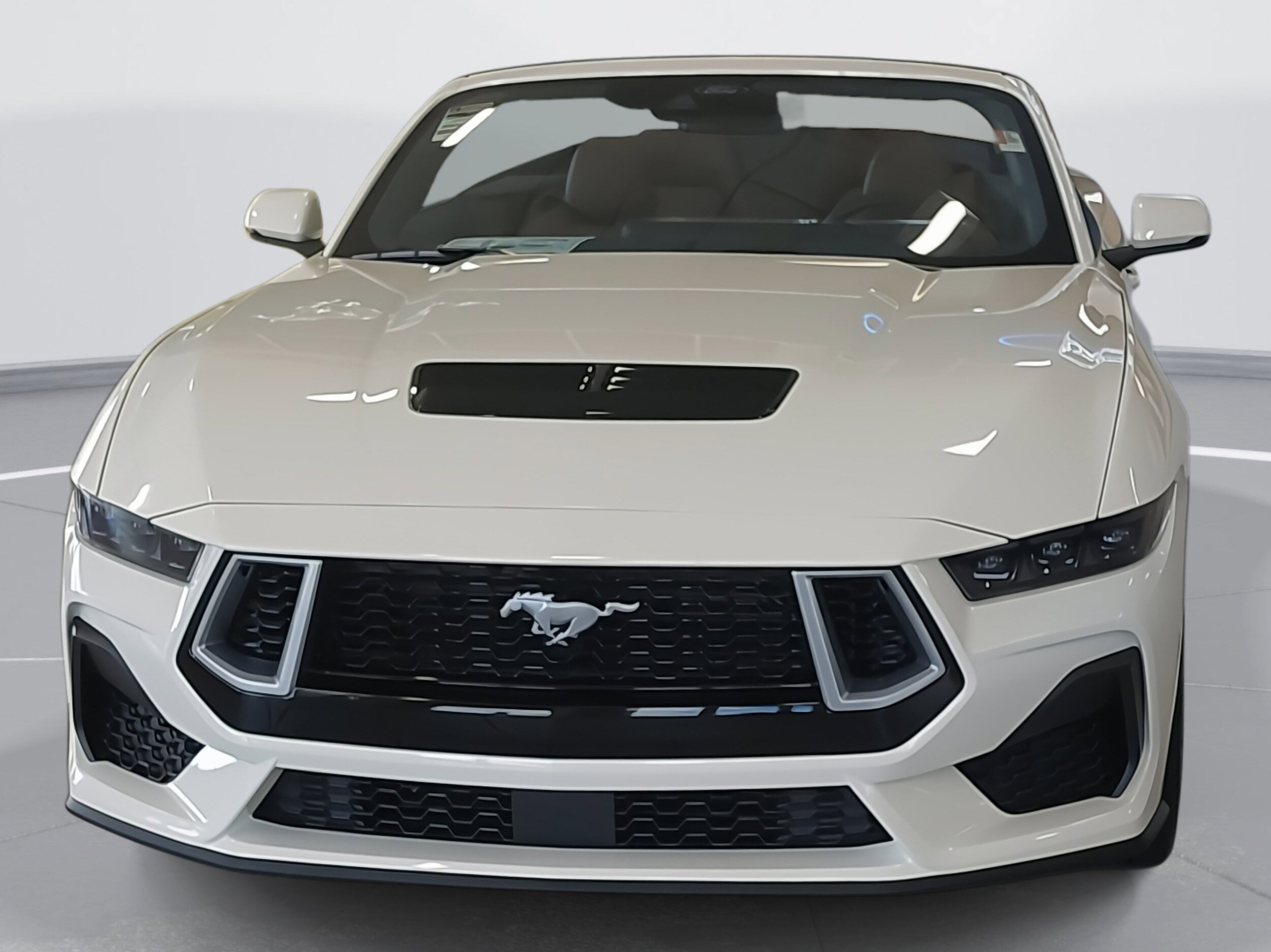 2025 Ford Mustang GT Premium Convertible photo 2