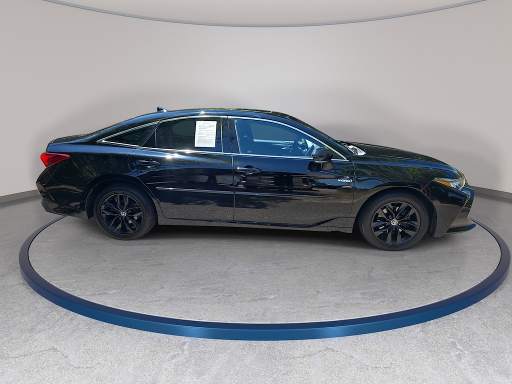 Used 2019 Toyota Avalon Hybrid Hybrid Limited Sedan