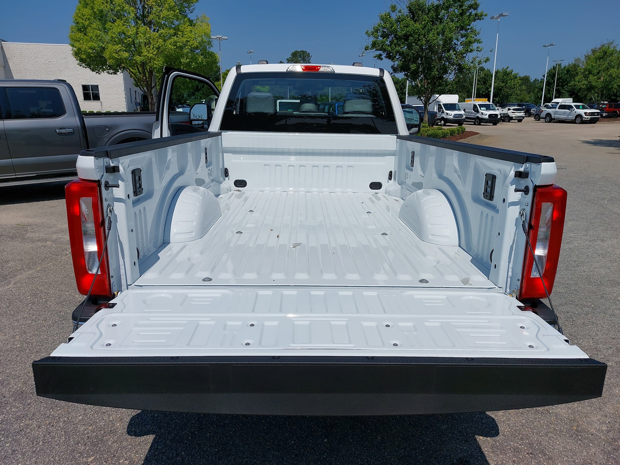 2025 Ford F-250 Super Duty XL - Photo 11