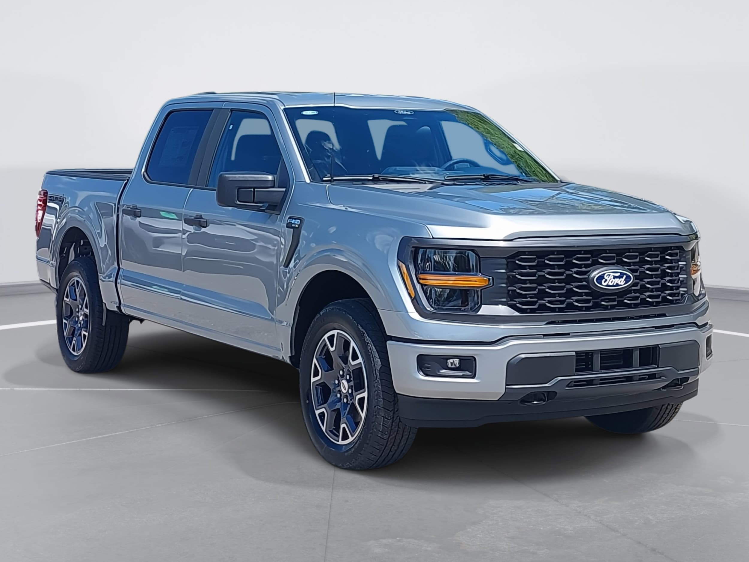 SPREAD AX-F 150 24-25年モデル New 2025 Agate Black Metallic Ford F-150 STX® SuperCrew® For