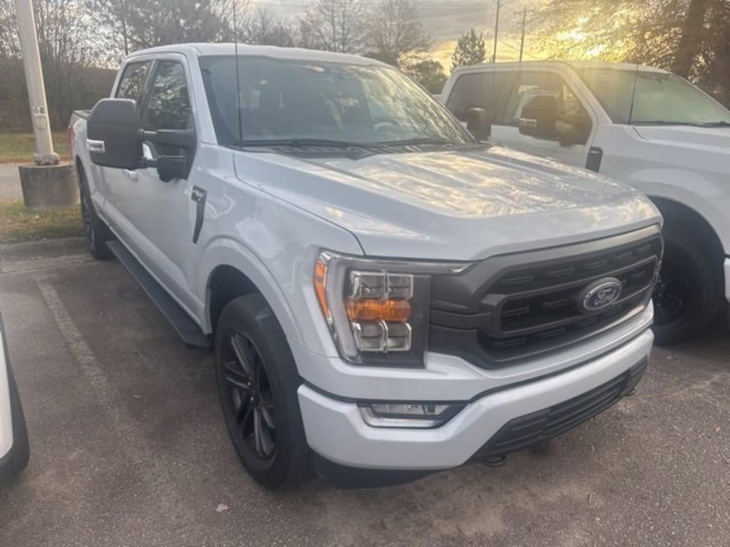 Used 2022 Ford F-150 XL Truck SuperCrew Cab