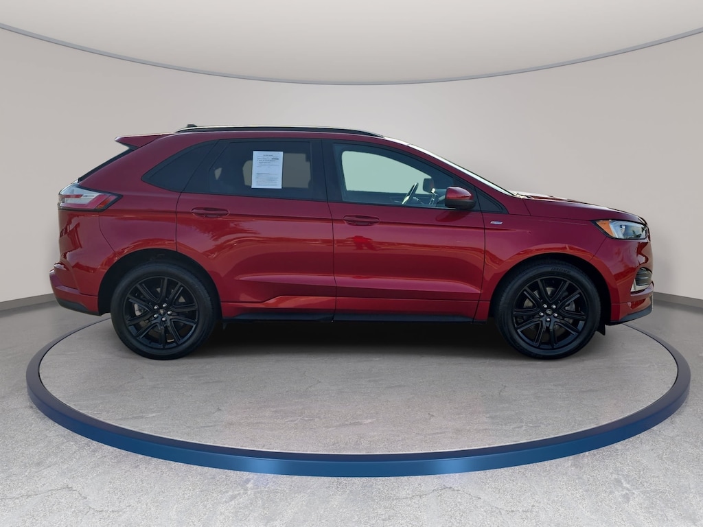 Used 2022 Ford Edge SEL SUV