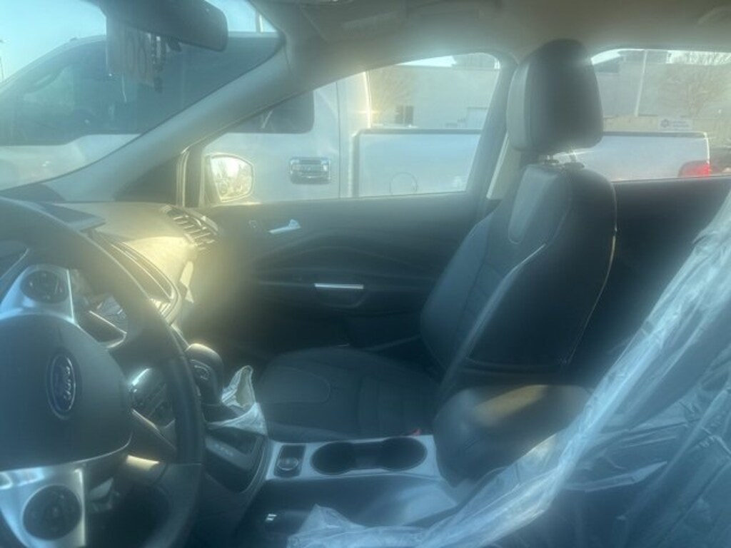 Used 2015 Ford Escape SE SUV