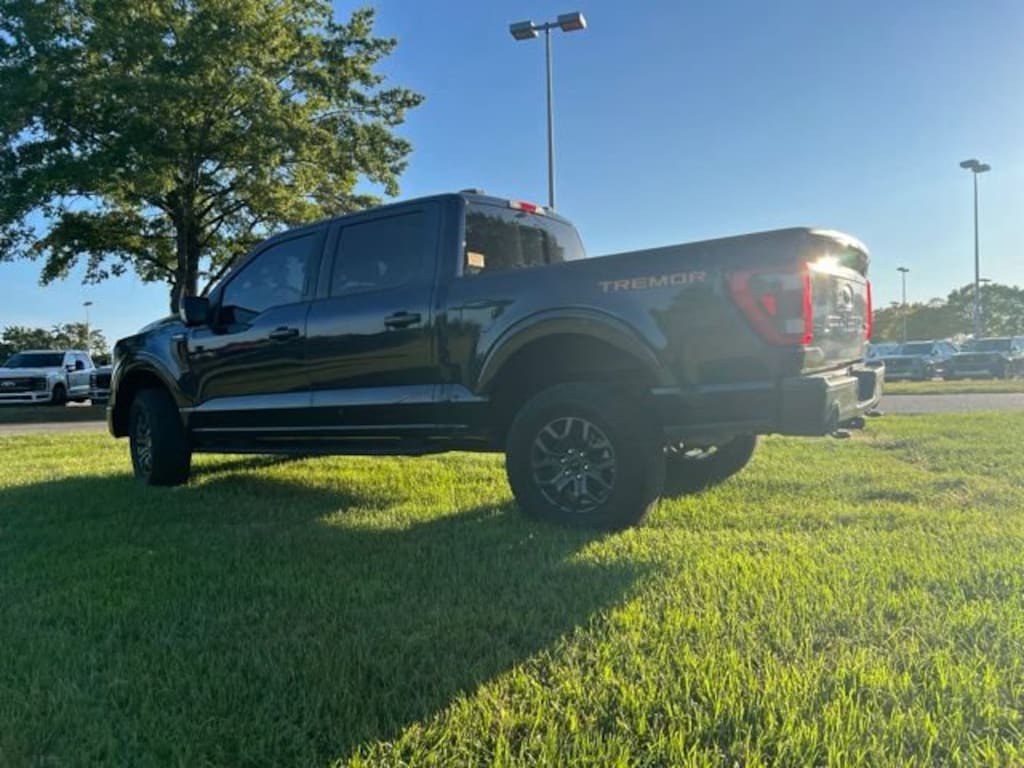 Used 2023 Ford F-150 XL Truck SuperCrew Cab