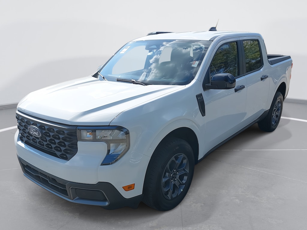 New 2025 Ford Maverick XLT XLT FWD SuperCrew