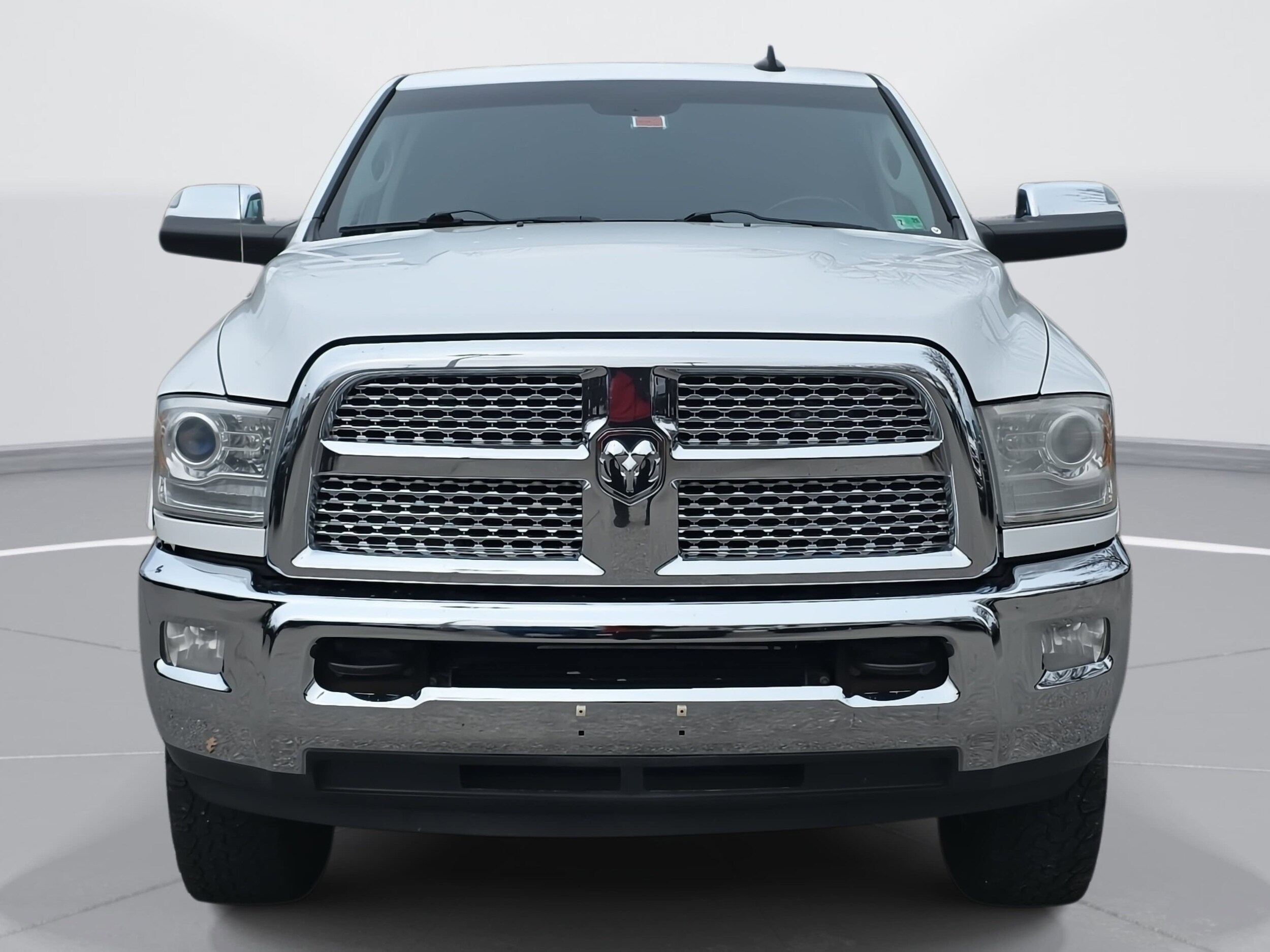 2014 Ram 3500 Laramie photo 2