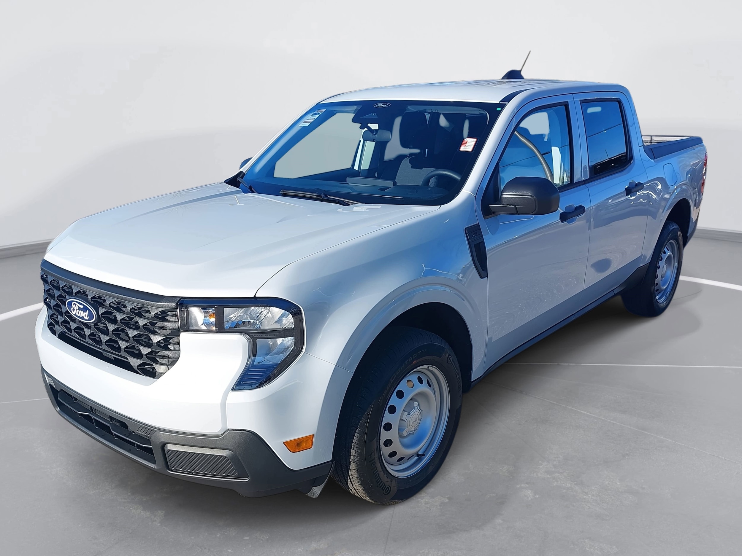 2026 Ford Maverick XL's photo