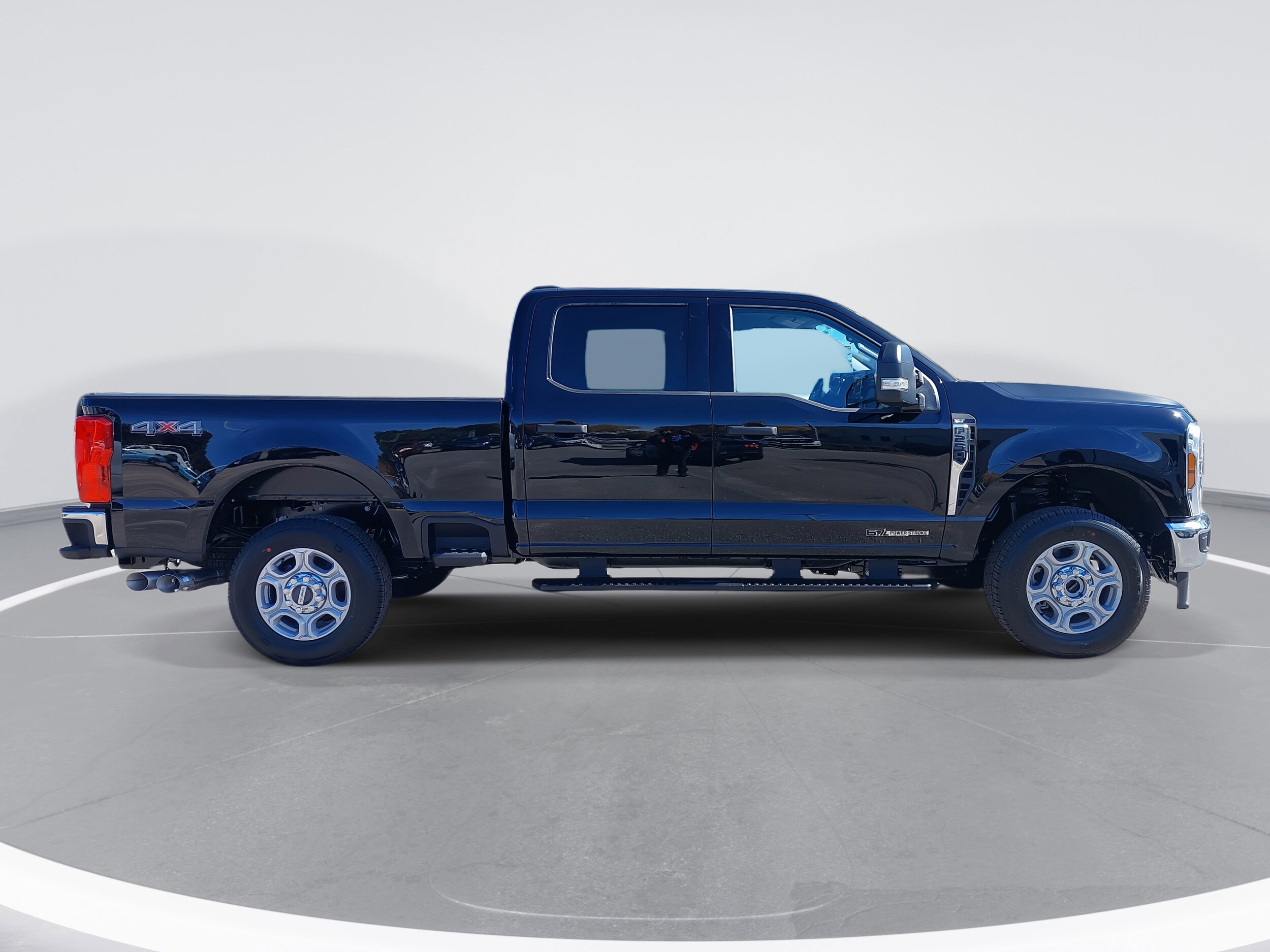 2026 Ford F-250 XLT photo 4