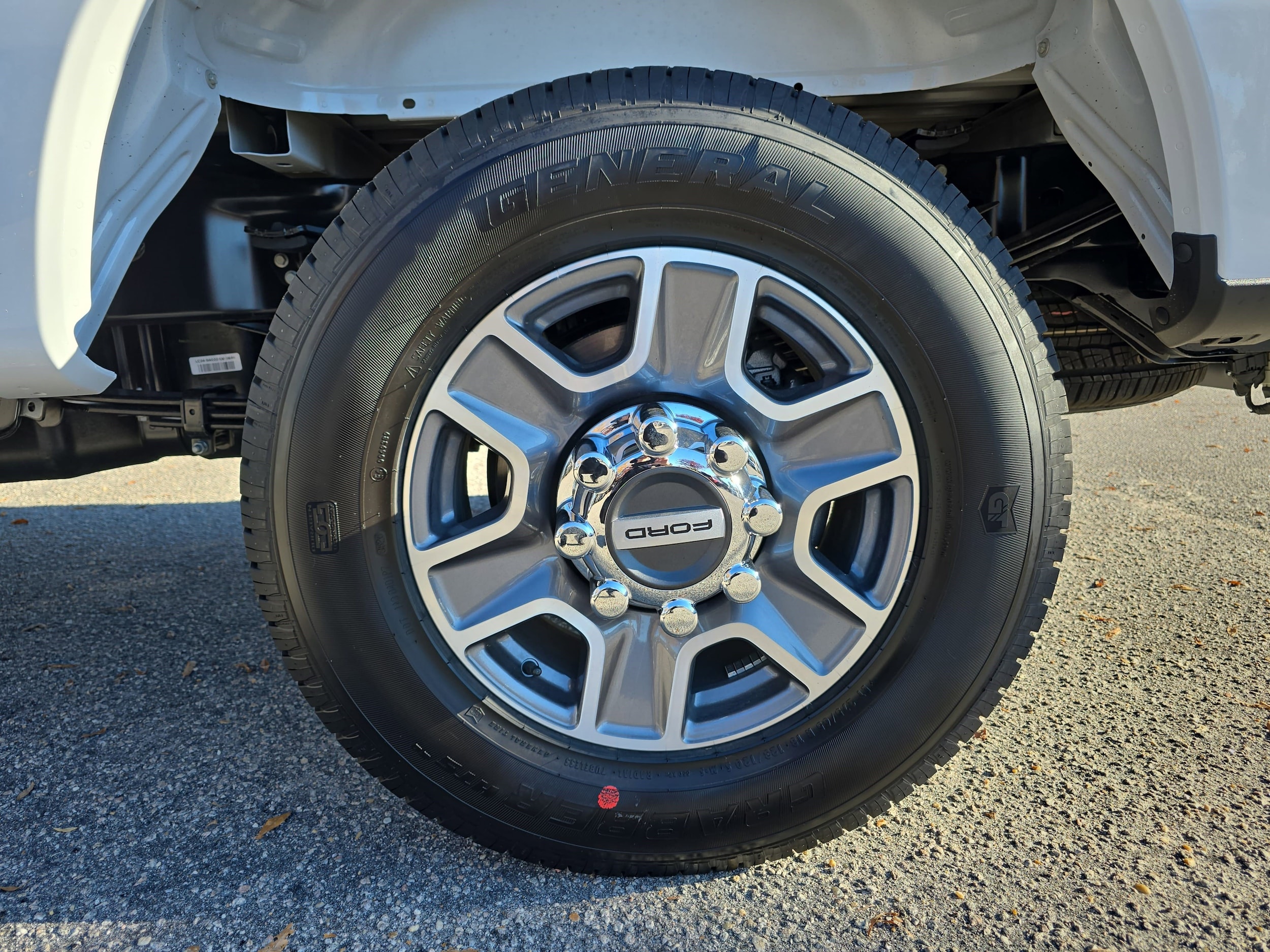 2026 Ford F-350 Super Duty Lariat - Photo 33