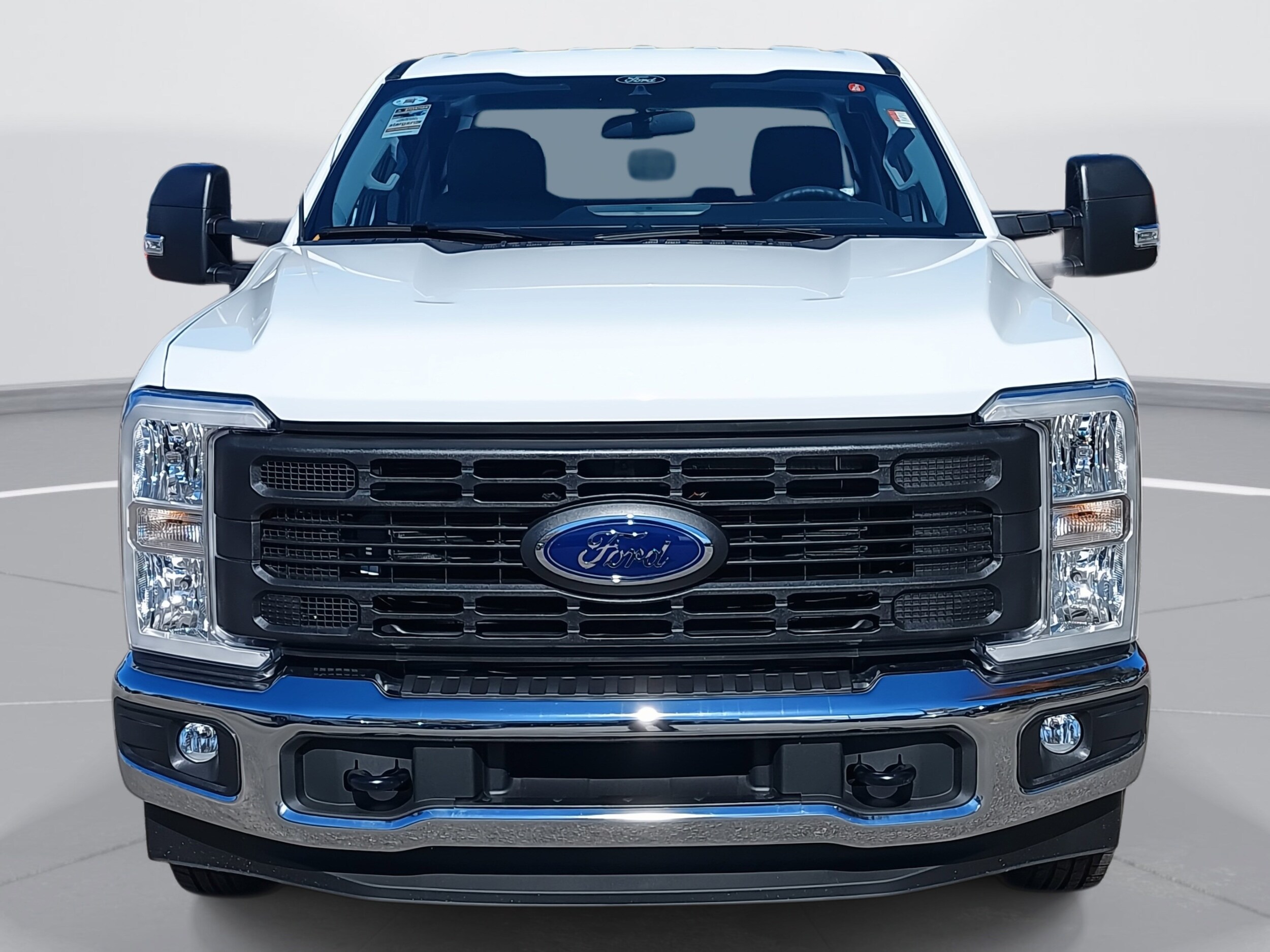 2026 Ford F-350 XL photo 2