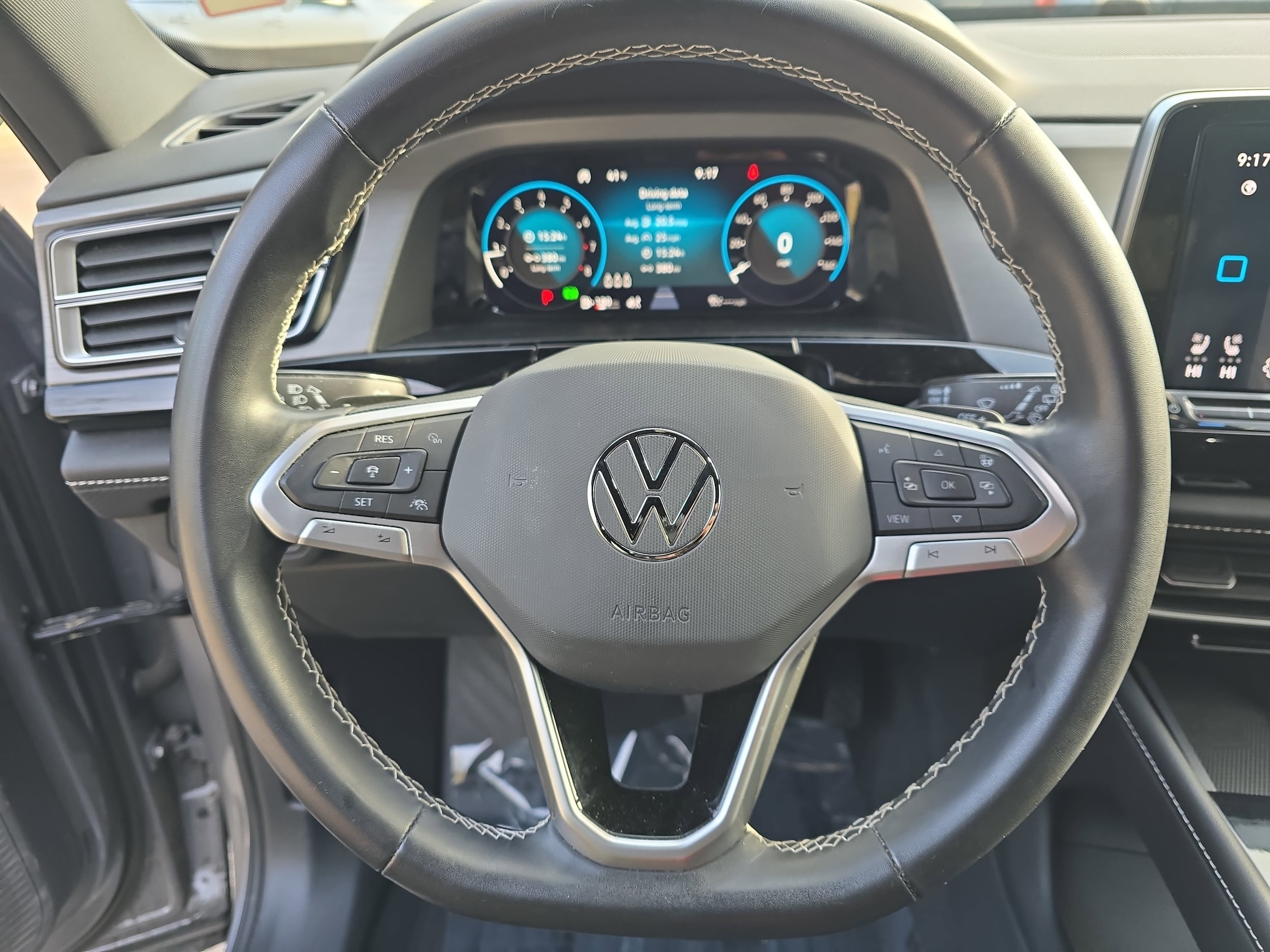 2024 Volkswagen Atlas Cross Sport SE w/Tech - Photo 17