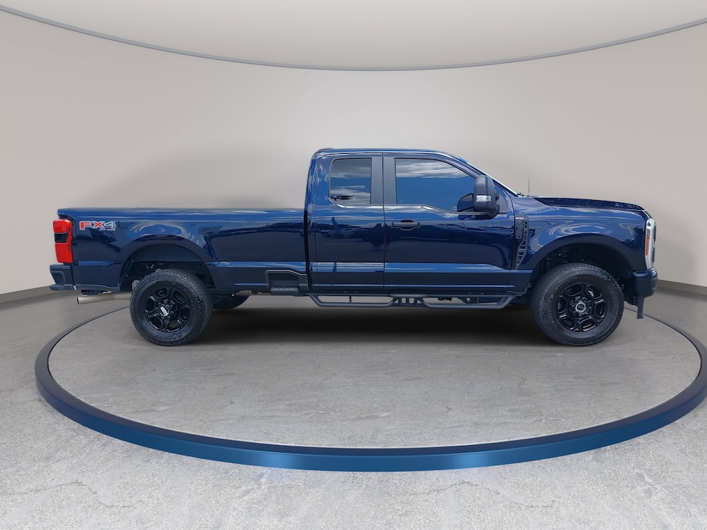Used 2025 Ford F-350 XL Truck Super Cab