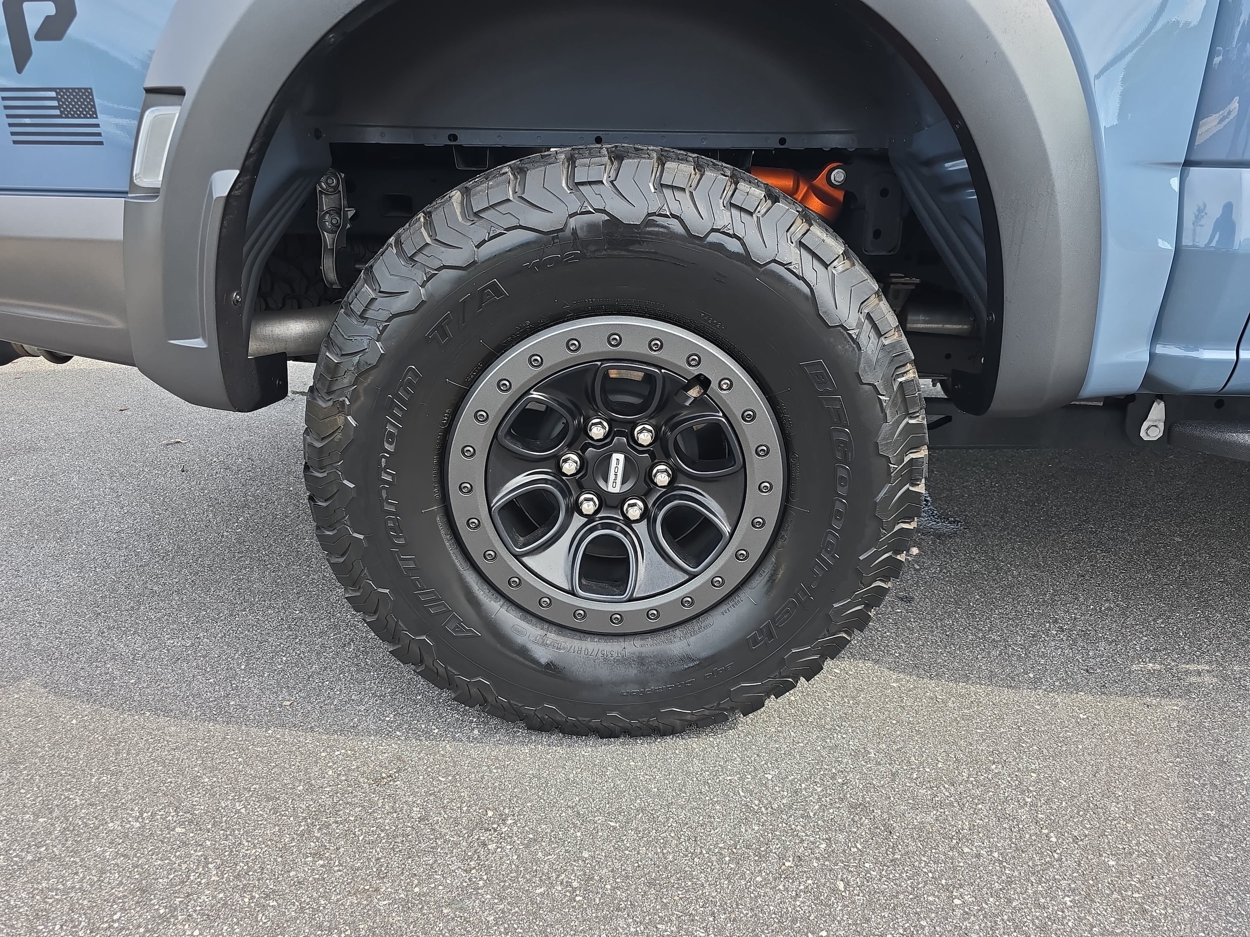 2023 Ford F-150 Raptor - Photo 35