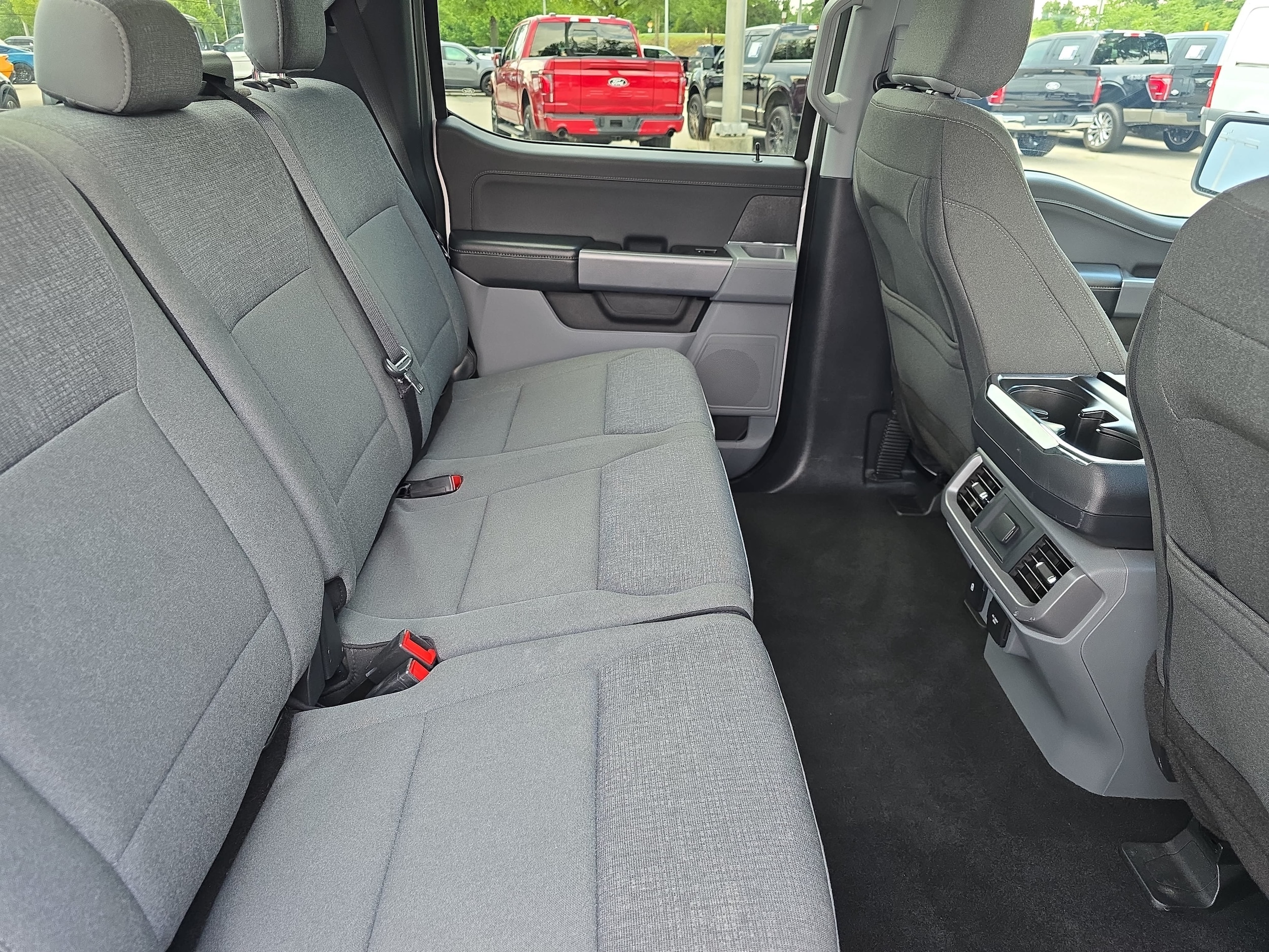 2024 Ford F-150 XLT - Photo 13