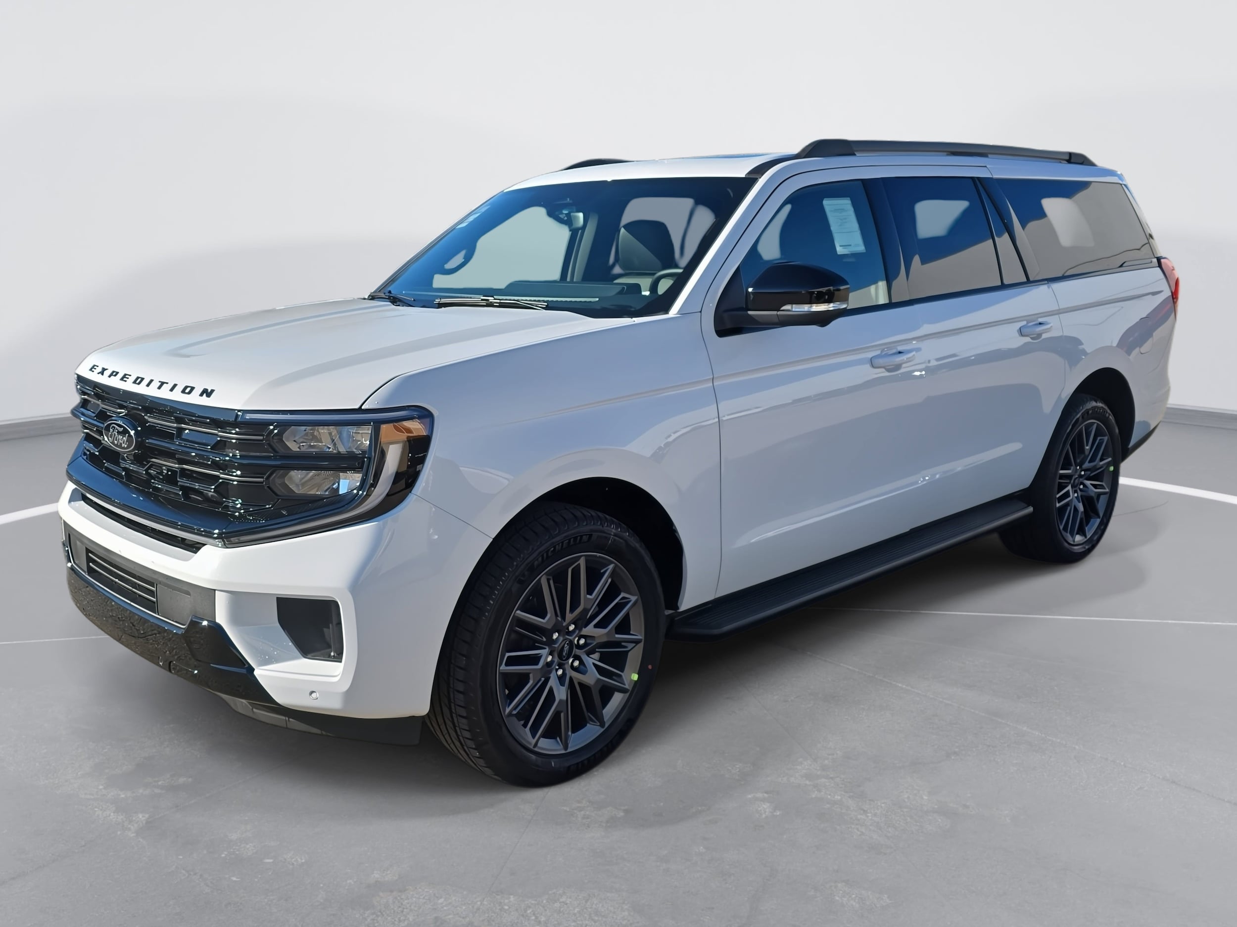2026 Ford Expedition Platinum's photo