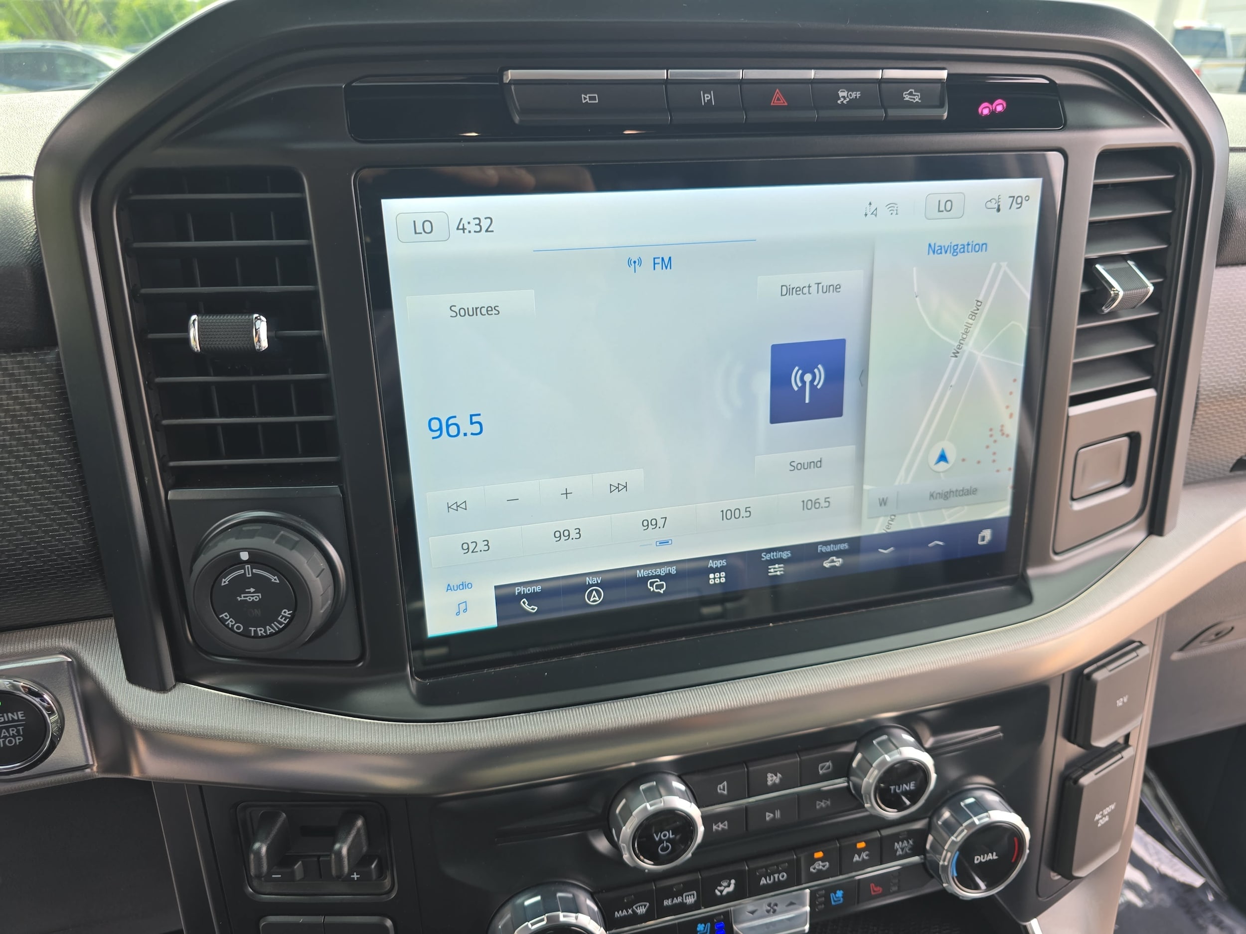 2023 Ford F-150 Raptor - Photo 23