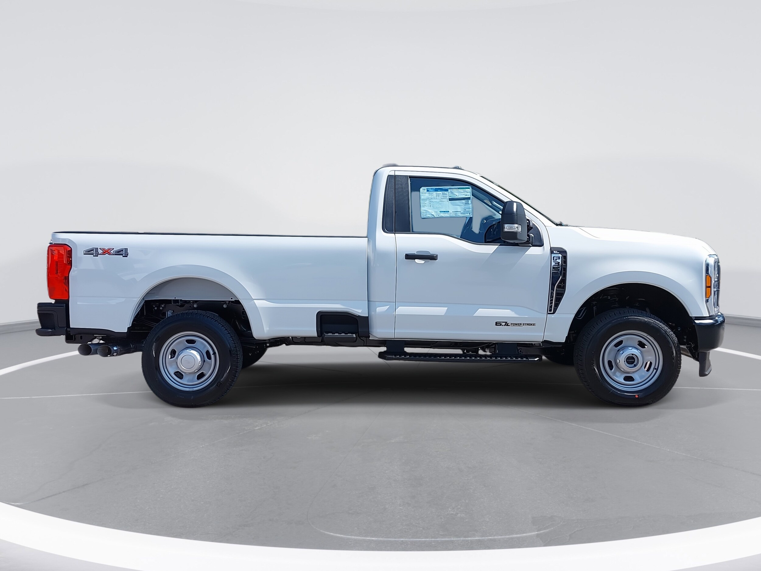 2025 Ford F-350 XL photo 4