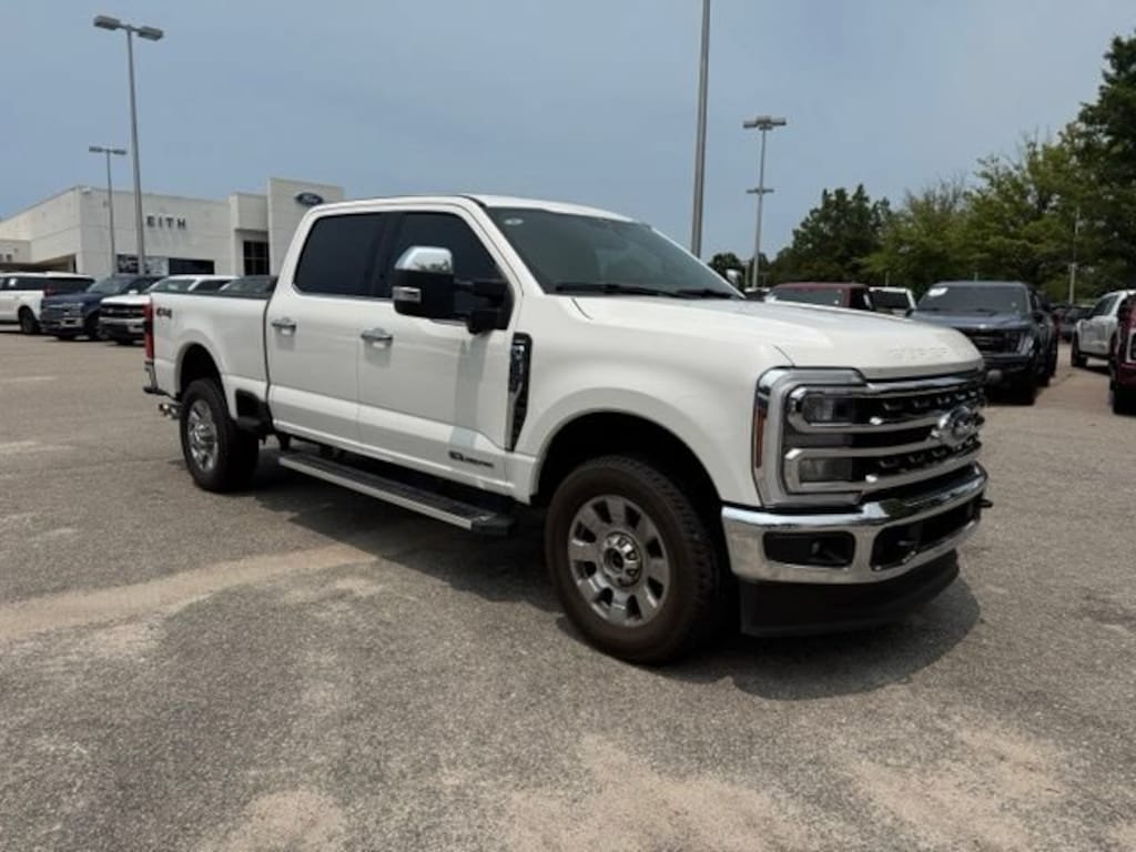 Used 2025 Ford F-350 XL Truck Crew Cab