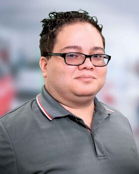 Staff member Edwin Morales from ID_a881adf4952e