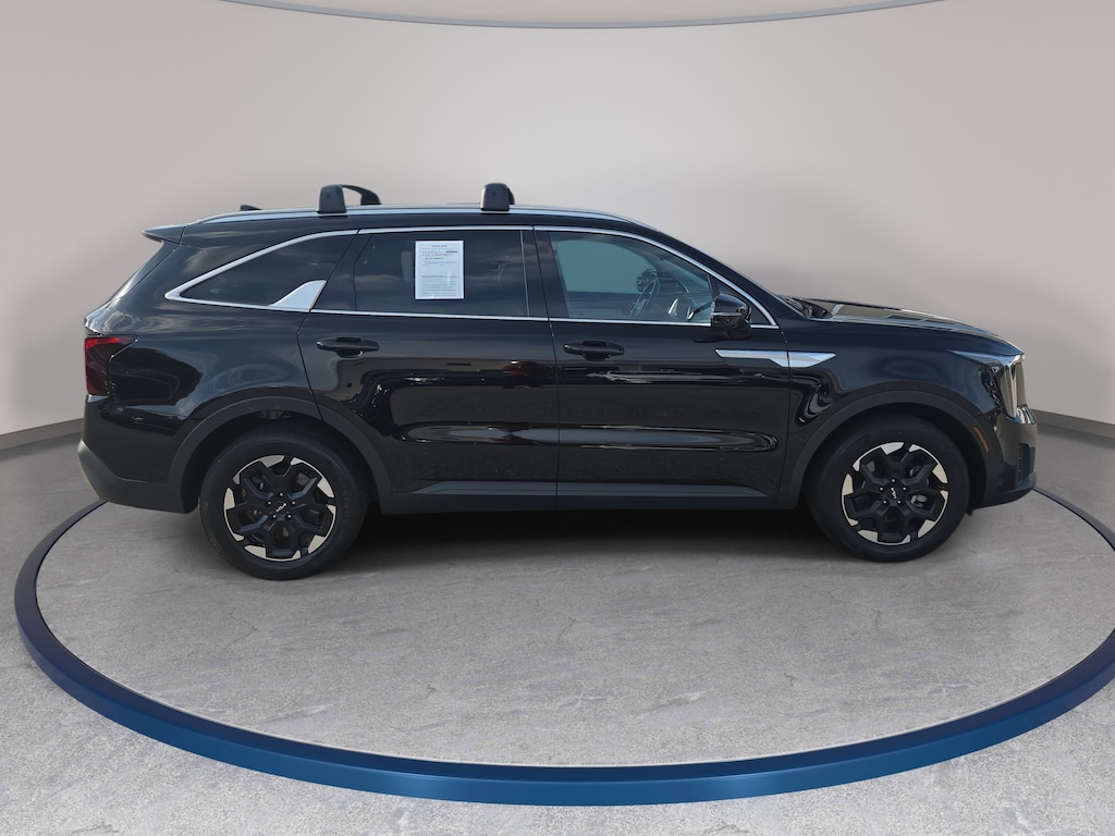 Used 2025 Kia Sorento S SUV