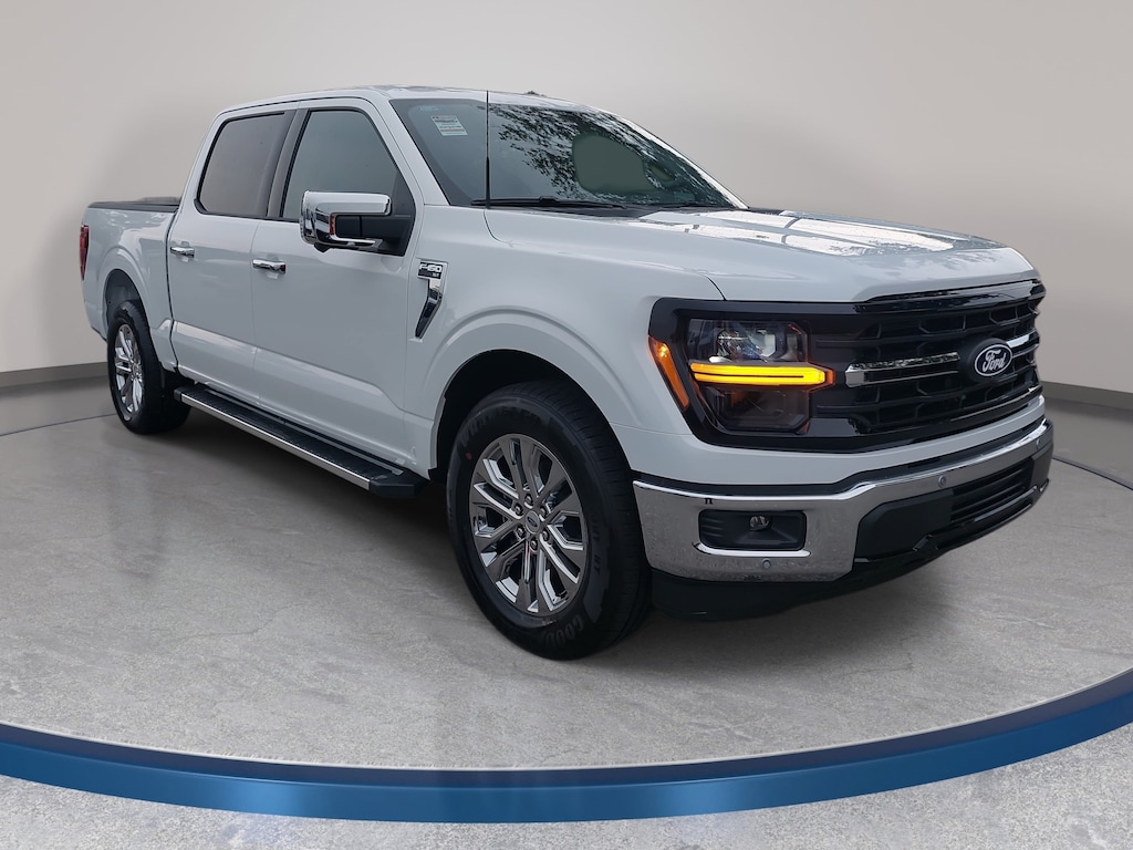 New 2026 Ford F-150 XLT XLT 2WD SuperCrew 5.5 Box