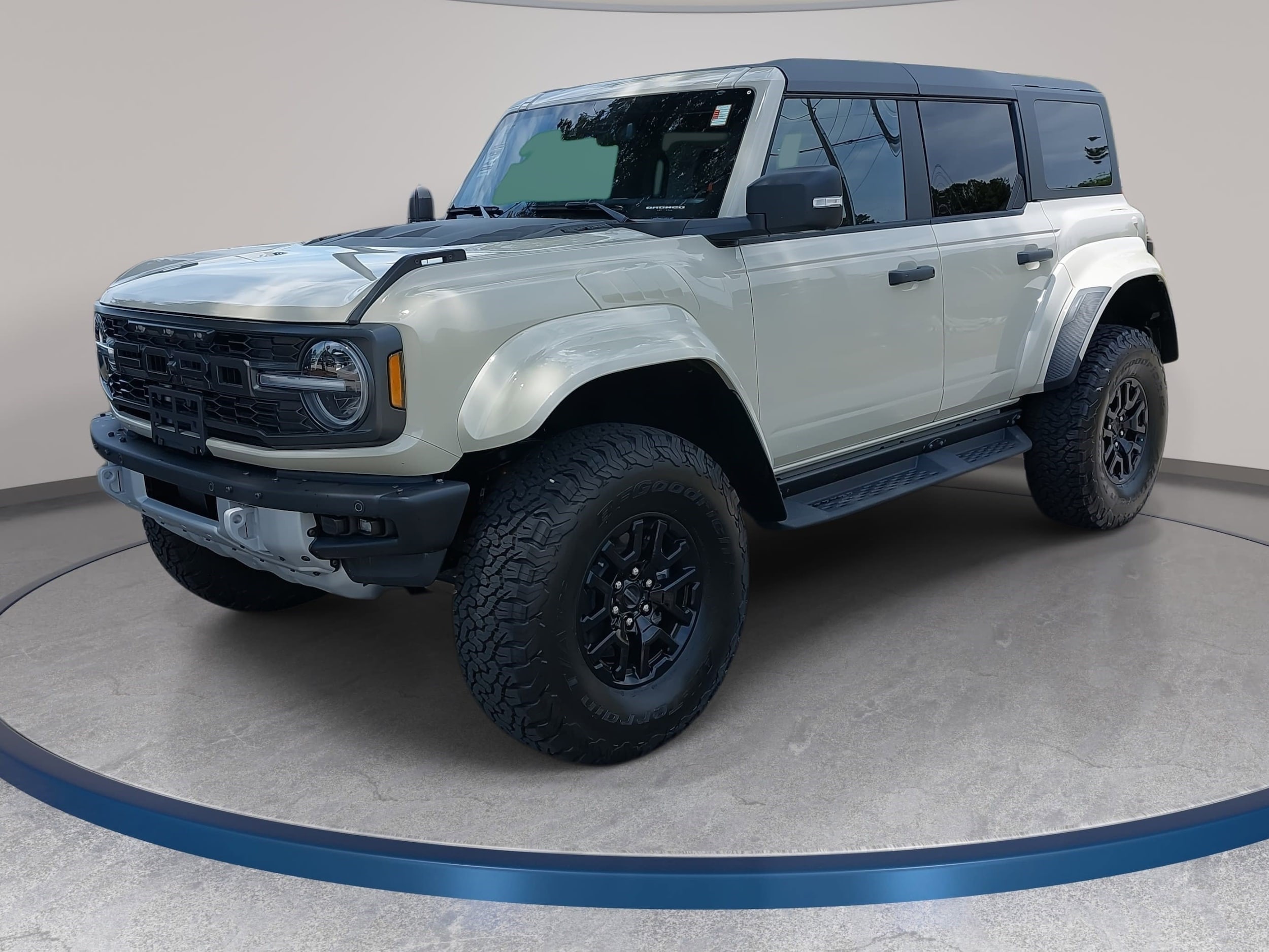 2026 Ford Bronco Raptor 4x4's photo
