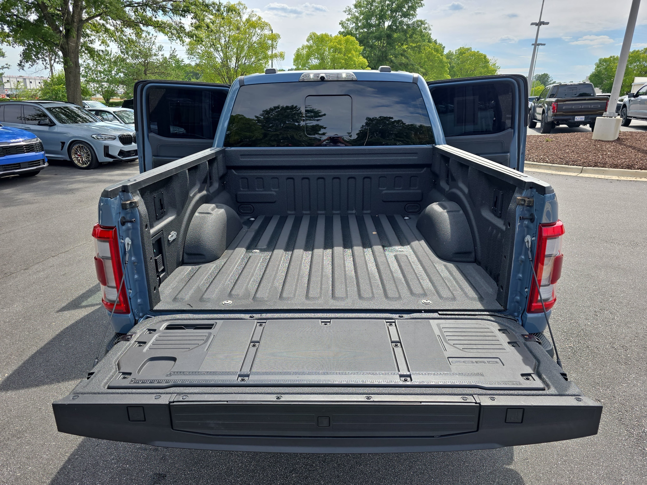 2023 Ford F-150 Raptor - Photo 13