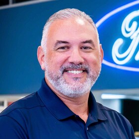 Staff member Jason Williams from ID_564389451f1d
