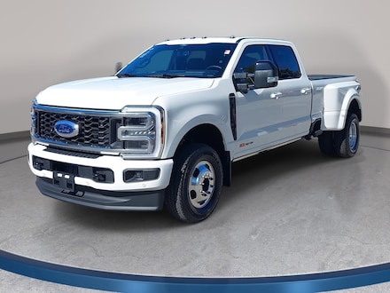 2026 Ford Super Duty F-350 DRW Platinum Platinum 4WD Crew Cab 8 Box