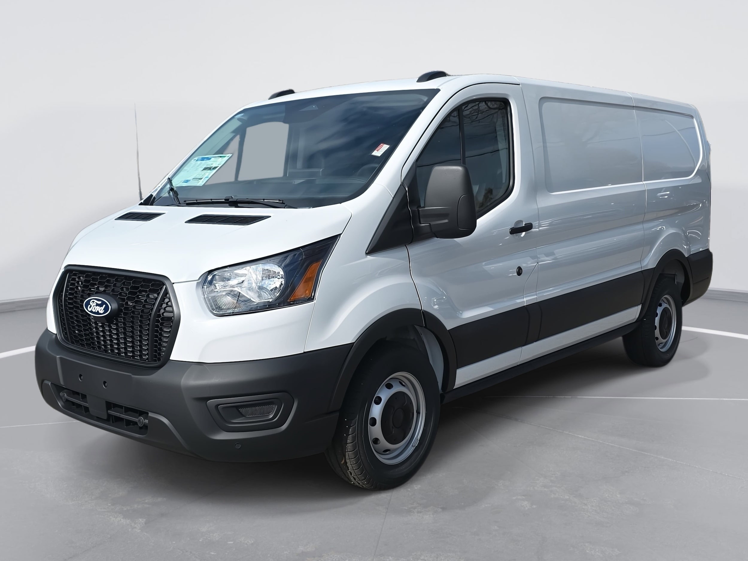 2026 Ford Transit Van Base's photo