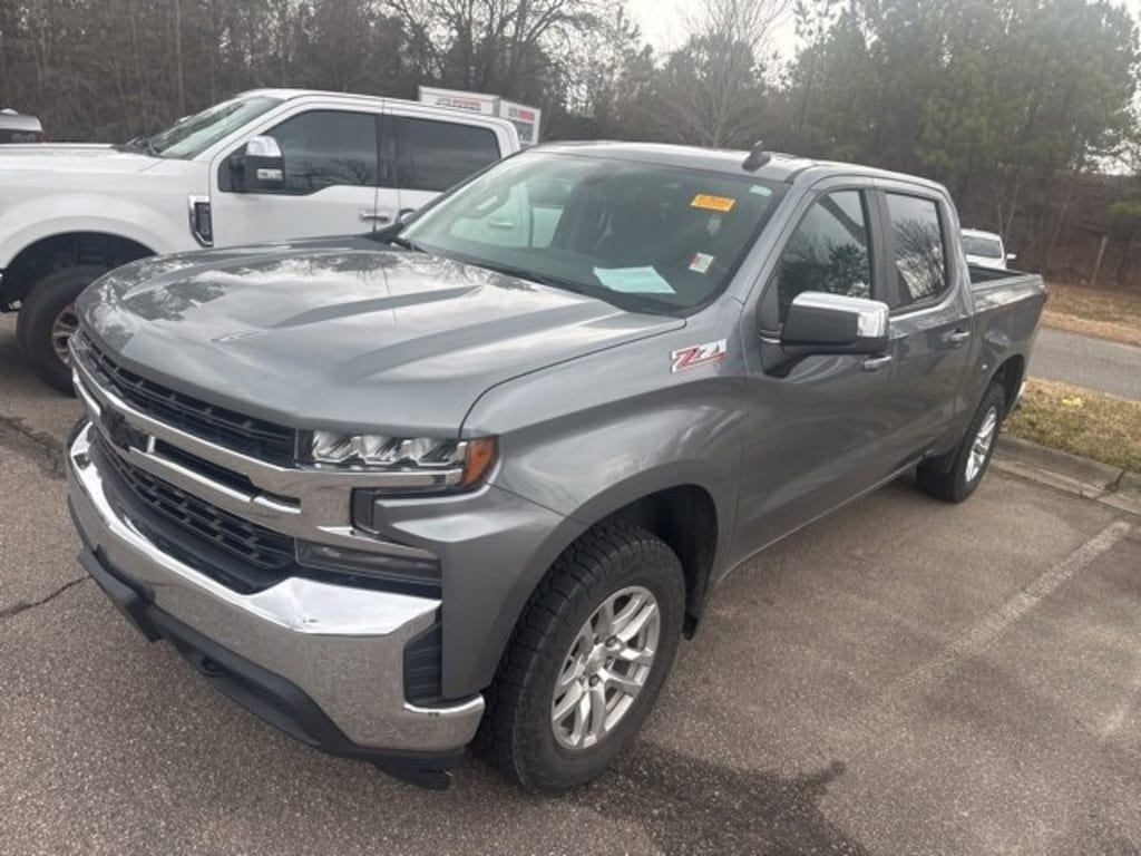 Used 2020 Chevrolet Silverado 1500 LT Truck Crew Cab