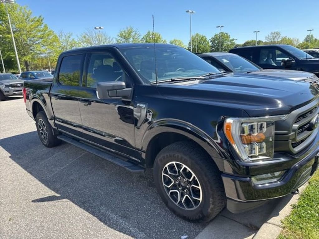 Used 2022 Ford F-150 XLT Truck SuperCrew Cab