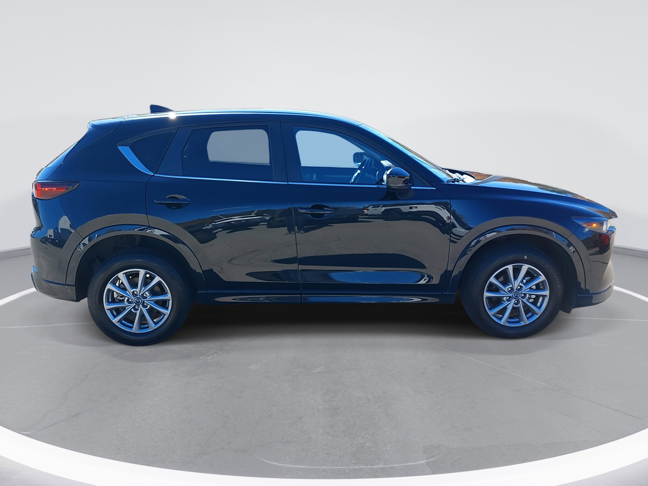 2024 Mazda CX-5 2.5 Select photo 4