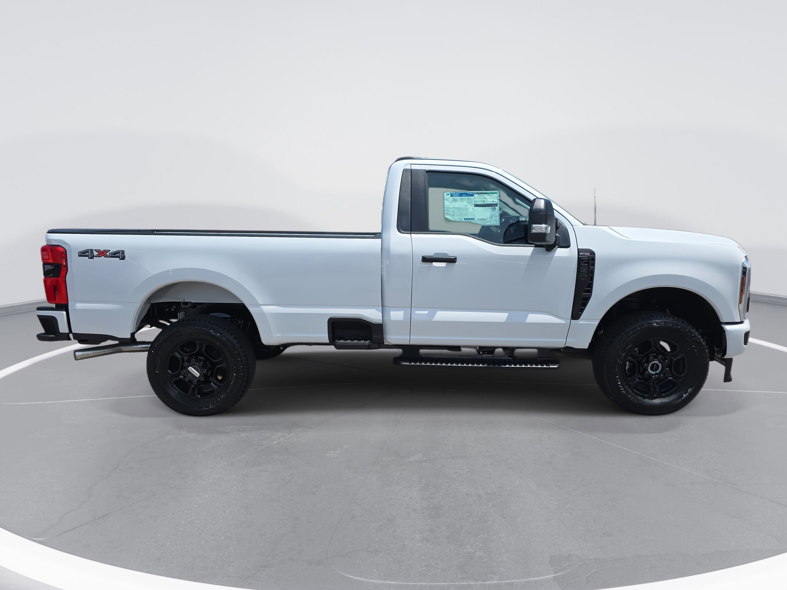 2025 Ford F-350 XL photo 3