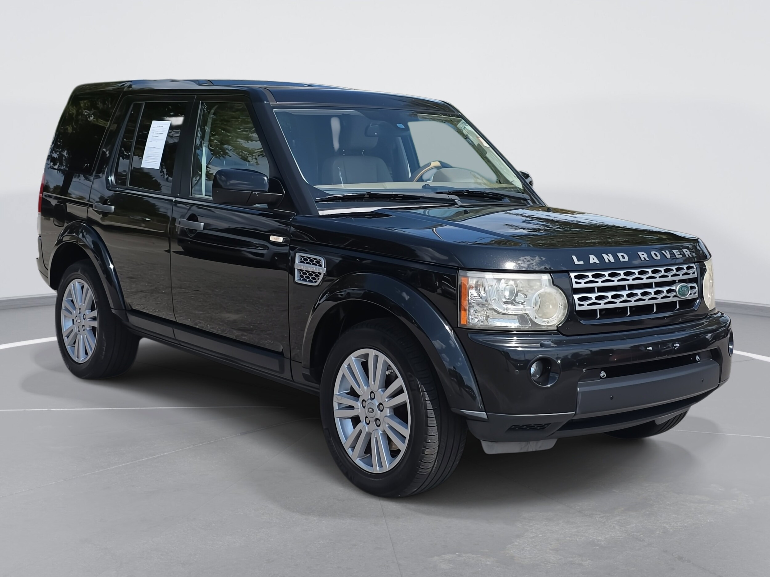 2011 Land Rover LR4 HSE LUX photo 3