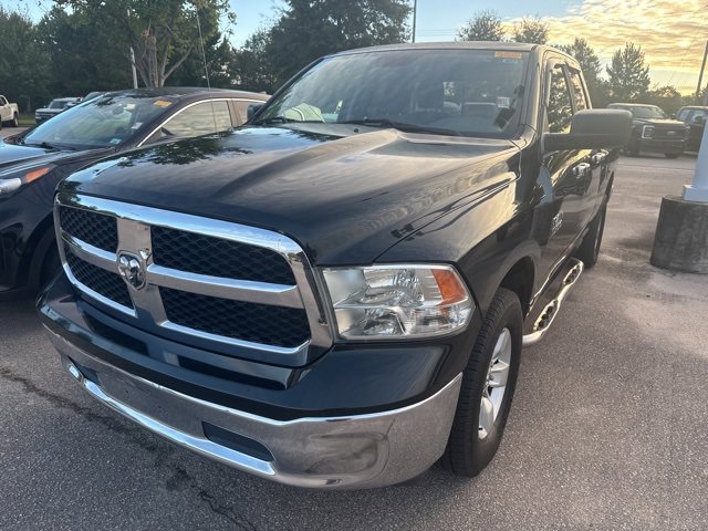 2016 Ram 1500 SLT photo 3