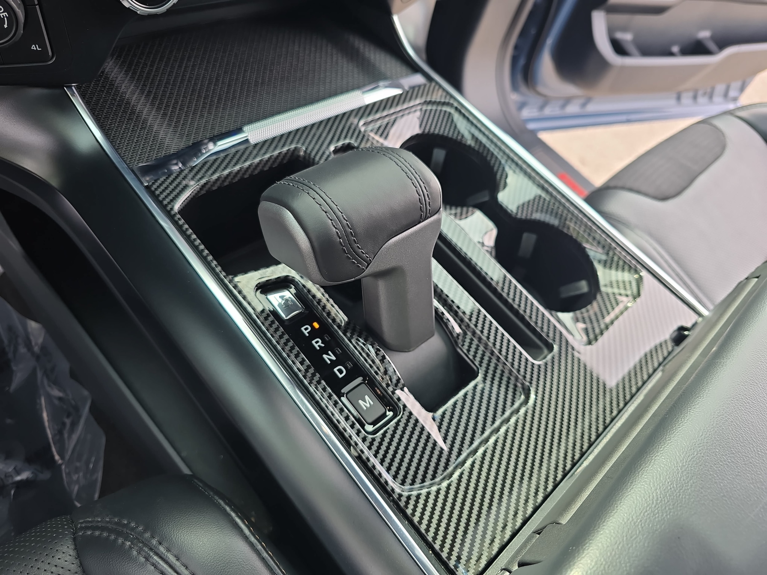 2023 Ford F-150 Raptor - Photo 26