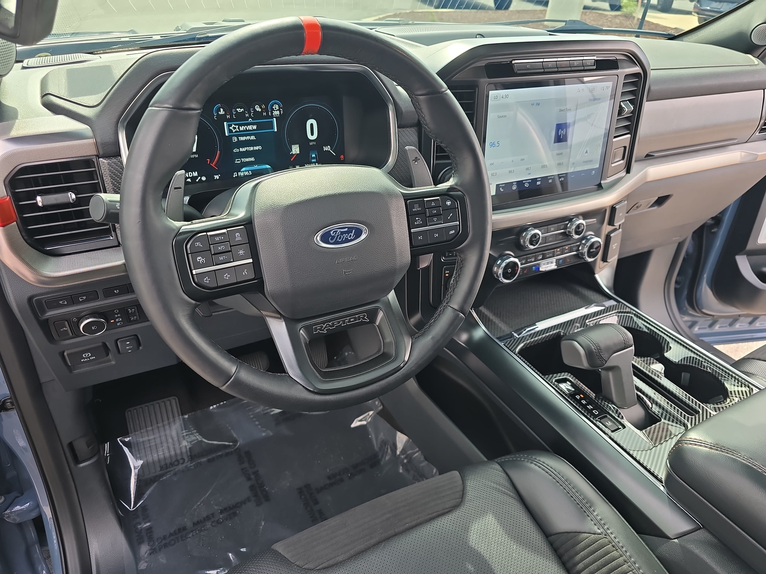 2023 Ford F-150 Raptor - Photo 16