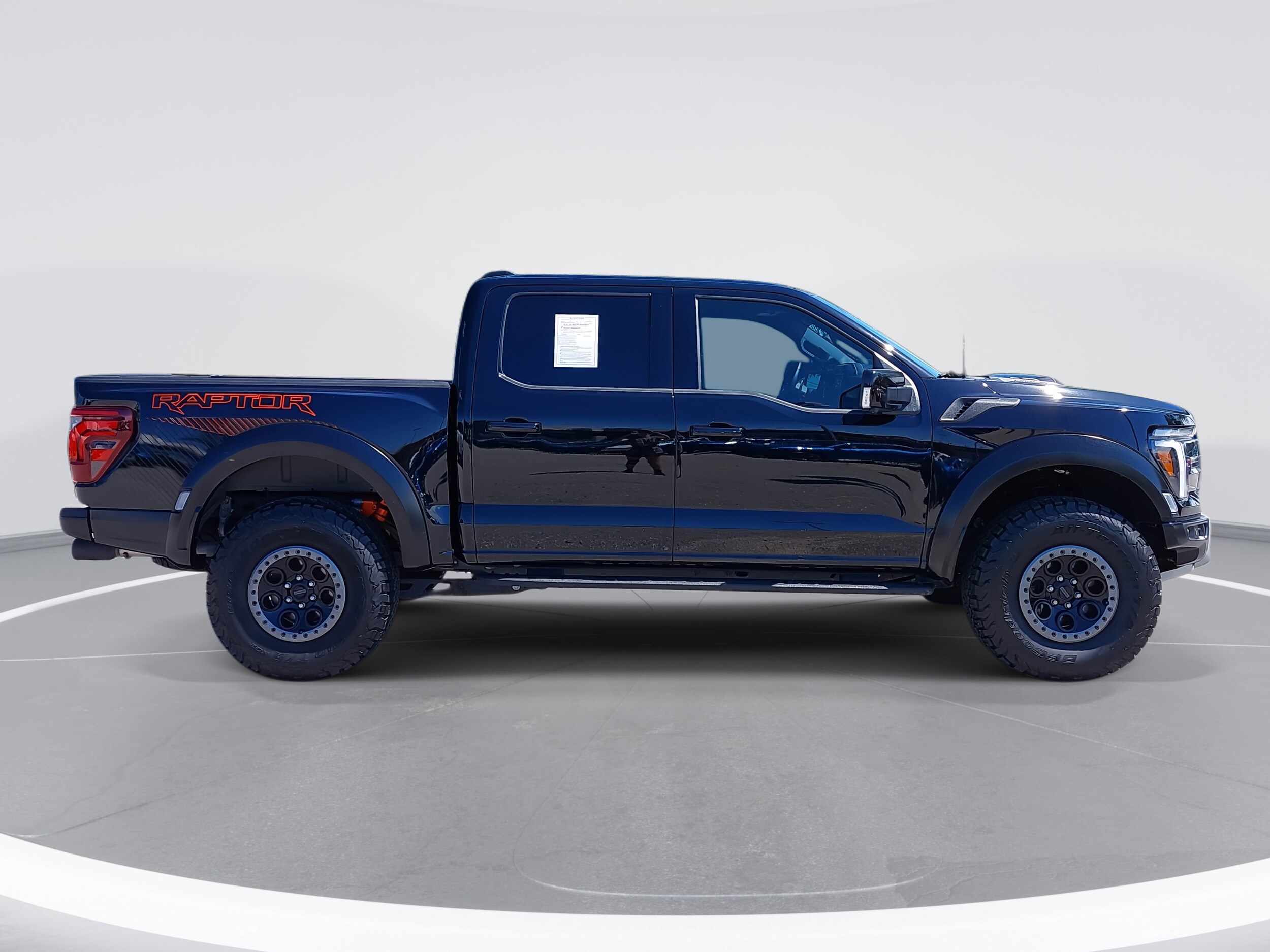 2024 Ford F-150 Raptor photo 4